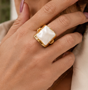 Anillo luna nueva